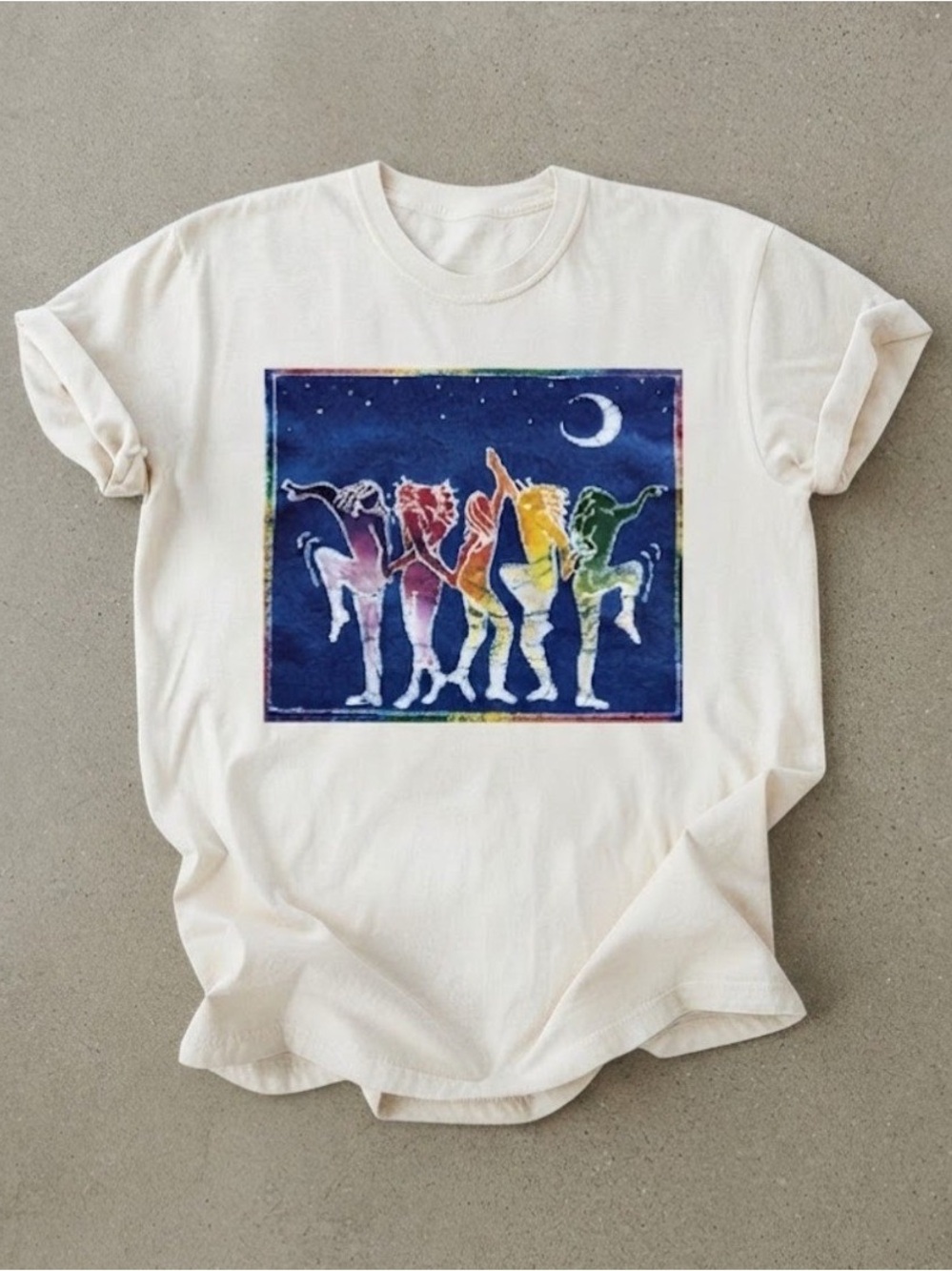 Witches Dance Moon Graphic Print Art Style Gildan T-Shirt